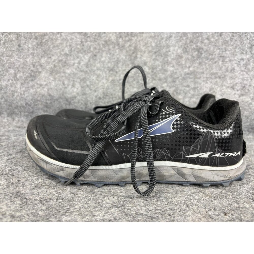 Altra Superior 4 Shoes Womens Size 8 Black Trail Running Gaiter Trap ALW1953G050